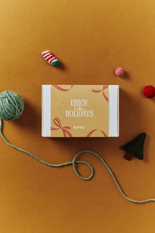 [Holiday] Piped Edge Bib 5 Pack Gift Set