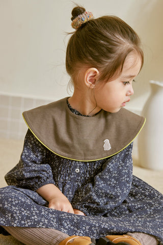 Konny Bib Piped Edge 5-Piece Gift Set