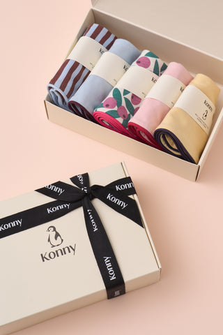 Konny Piped Edge Bib 5-Pack Gift Set