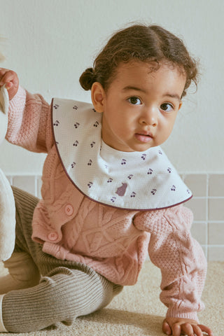 Konny Bib Piped Edge 5-Piece Gift Set