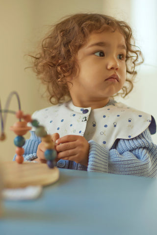 Konny Bib Reversible 5-Piece Gift Set