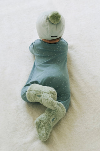 Winter Bonnet & Booties & Bib Set