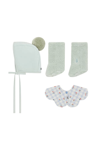 Winter Bonnet & Booties & Bib Set